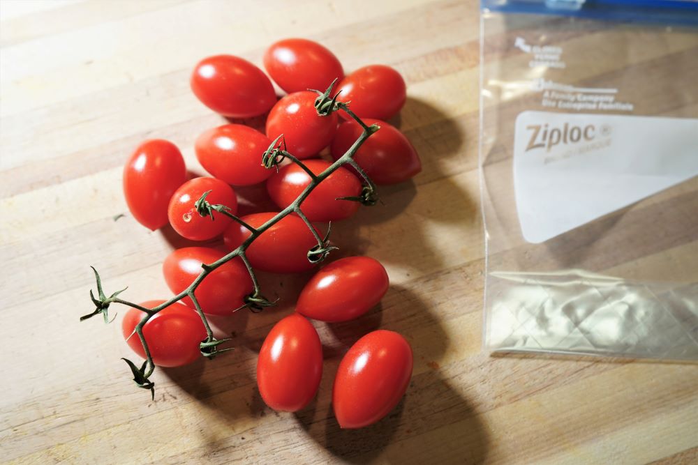 Fresh grape tomatoes - how to freeze whole